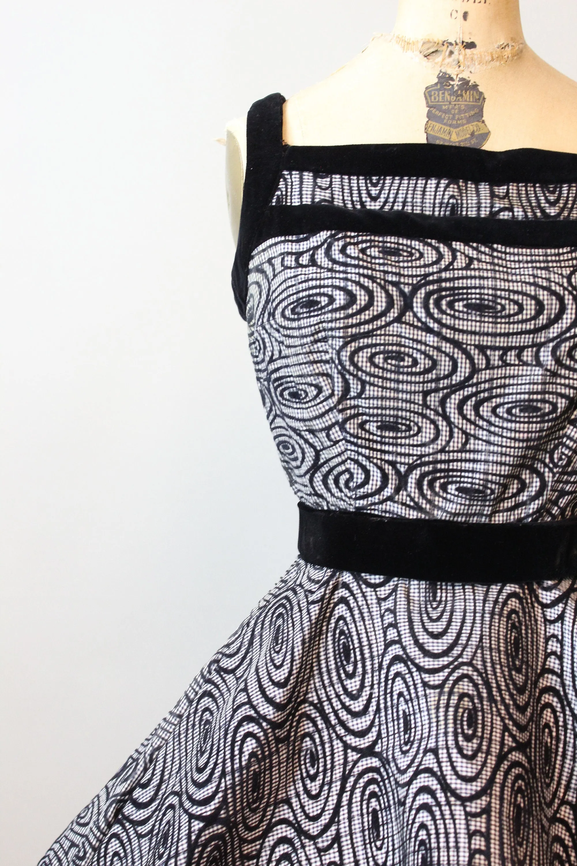 1950s JOHNNYE JUNIOR flocked dress xs | new fall winter