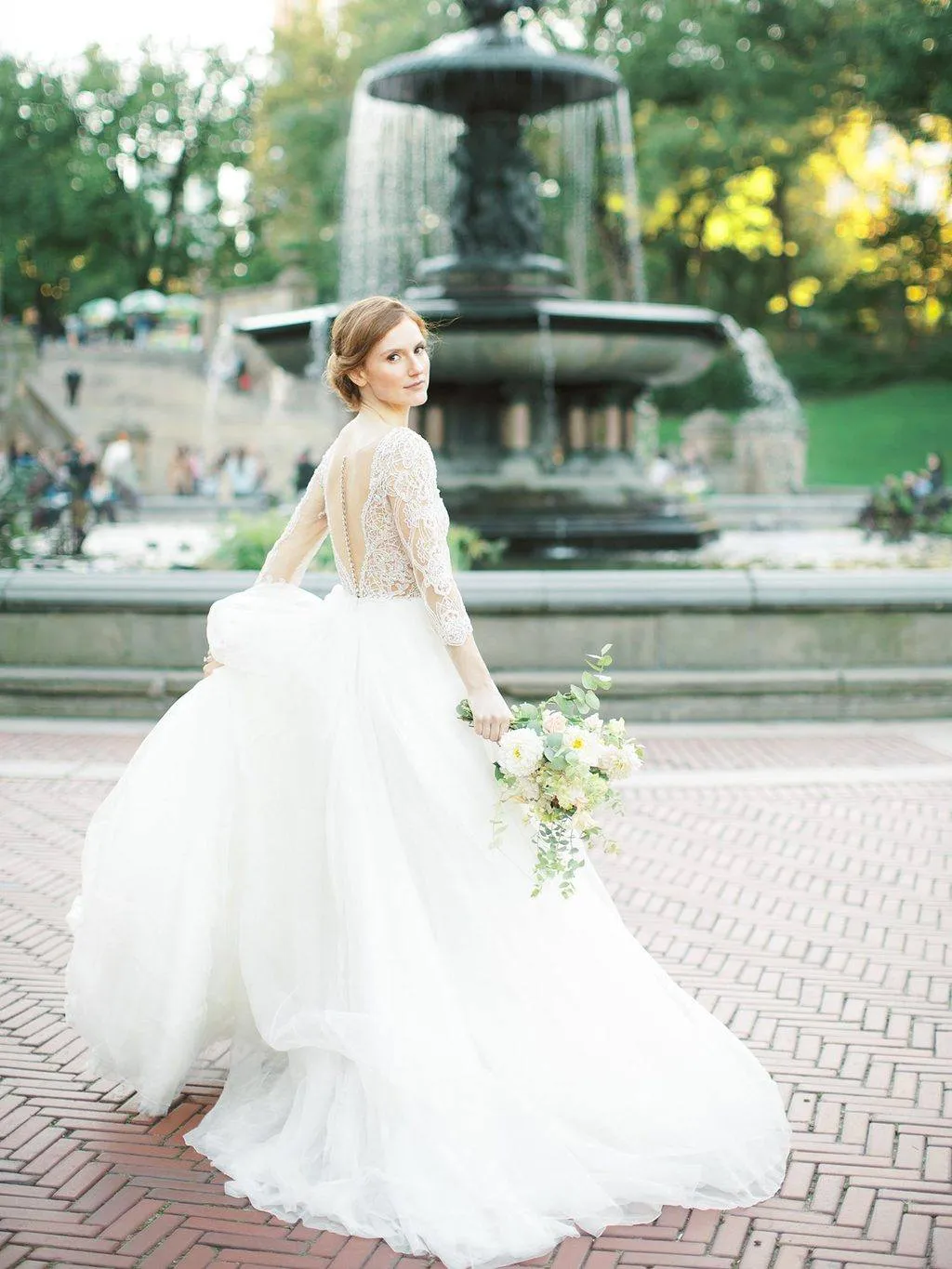 3/4 Sleeve Sexy Deep V Neck Rustic Wedding Dress Chic Lace See Though Back Wedding Dress Bridal Gown PIN0714