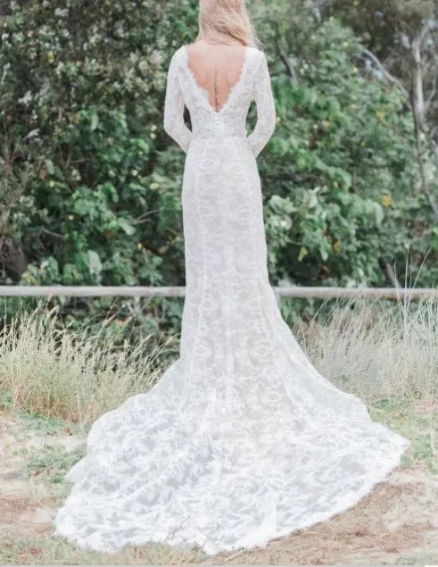 Anneprom Mermaid V neck Long Sleeve Wedding Dresses Rustic Lace Wedding Gowns APW0331
