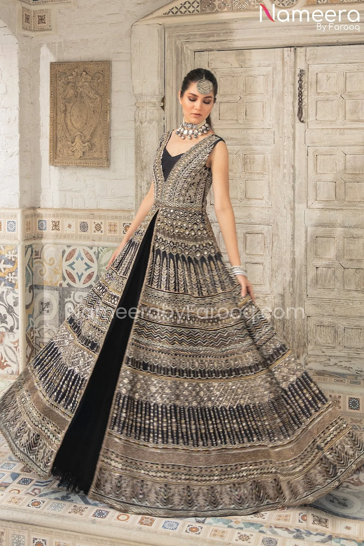 Black Lehenga with Bridal Gown Pakistani Dress #BS694