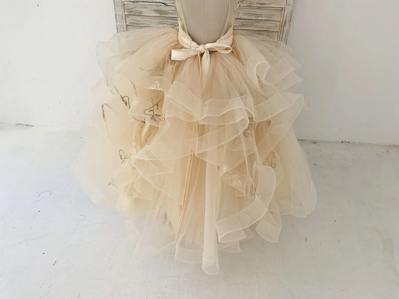 Champagne Embroidery Lace Tulle Keyhole Back Wedding Flower Girl Dress