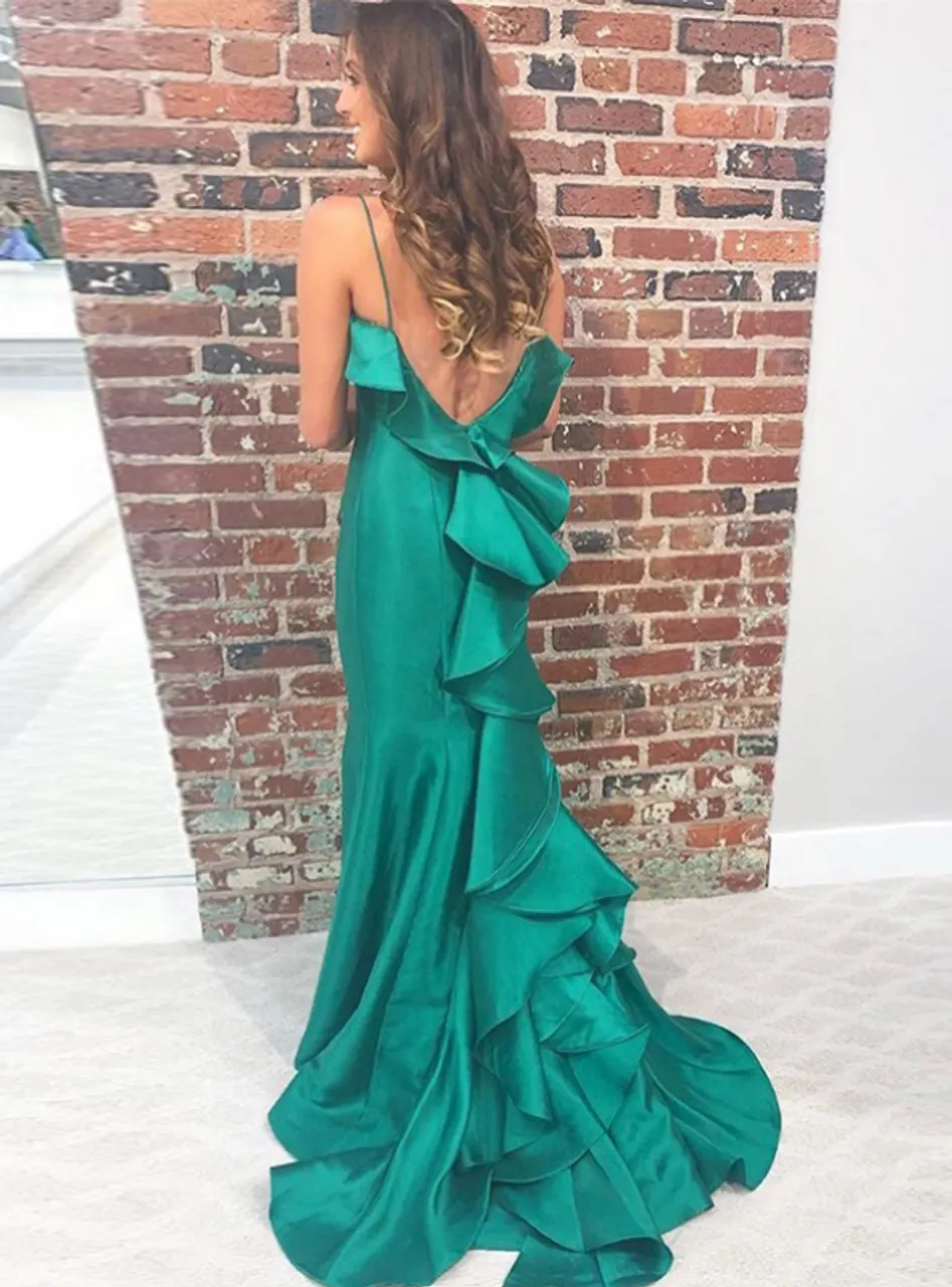 Cheap Green Prom Dresses UK Satin Wedding Guest Dress Spaghetti Straps Ruffles