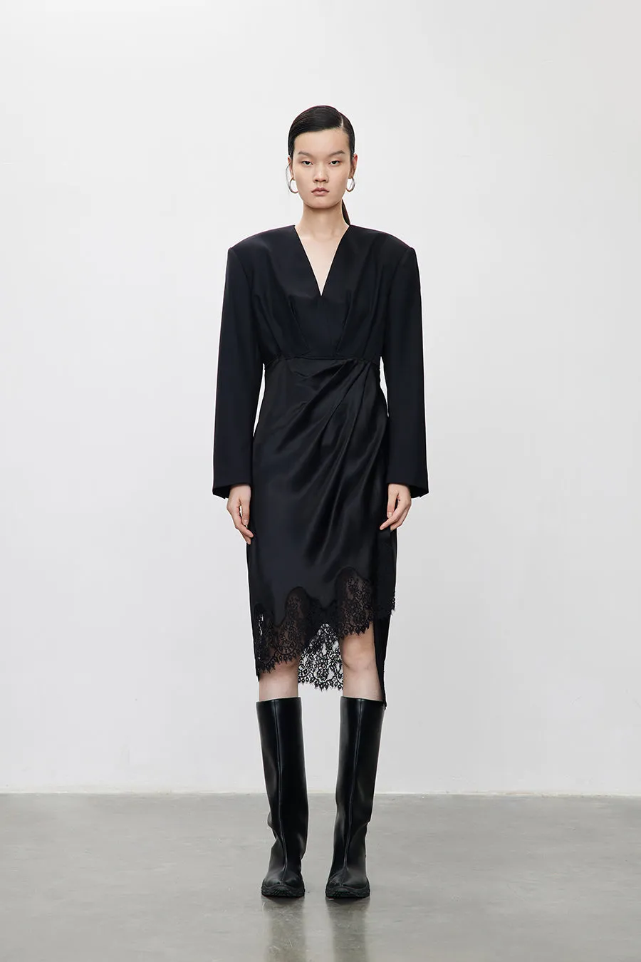 Dress / JNBY Asymmetric Lace-spliced Dress