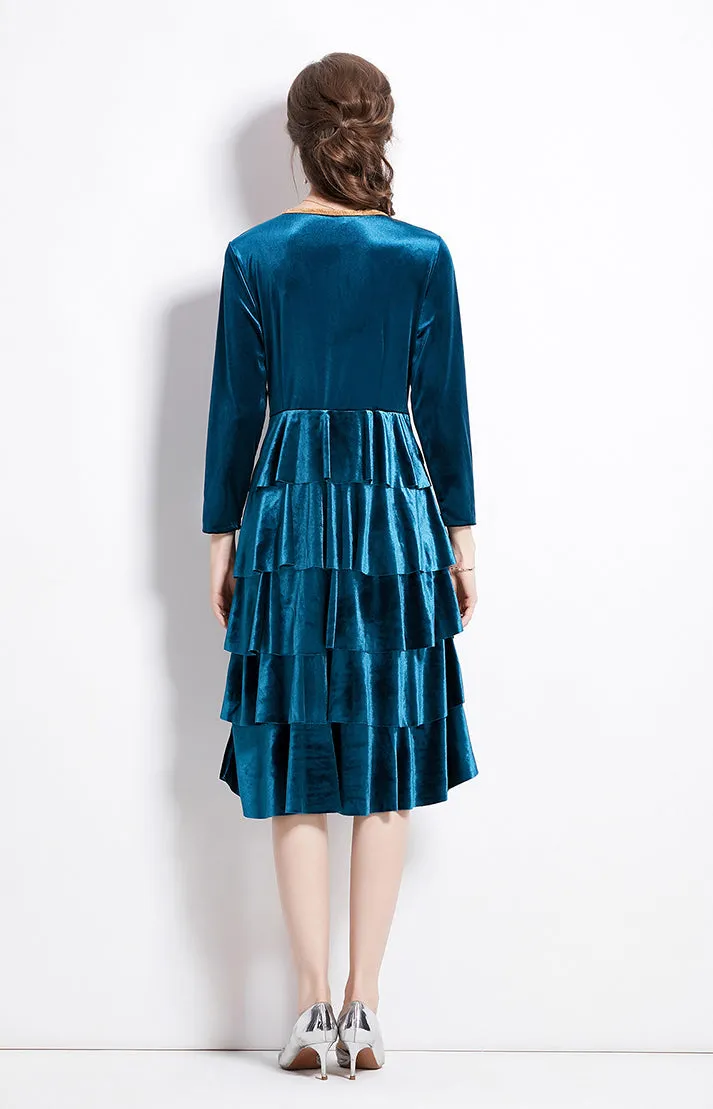 Elegant Velvet Midi Dress V-neck with Ruffles