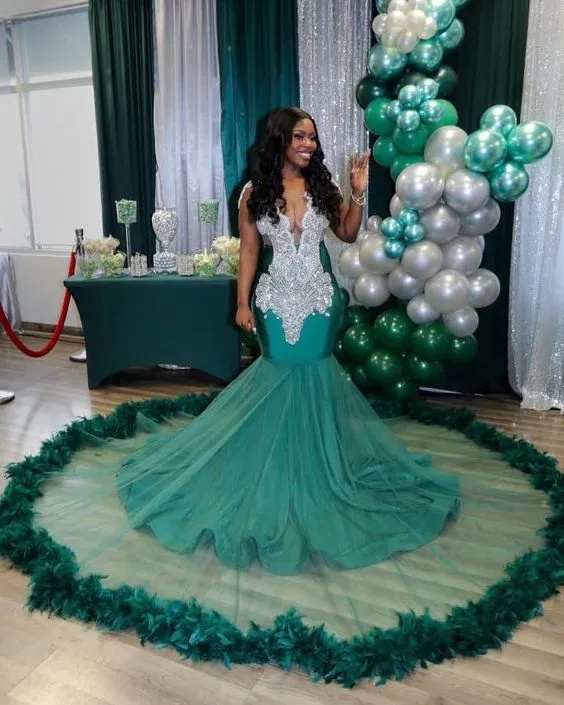 Fabulous V-neck Sleeveless Mermaid Evening Prom Dresses