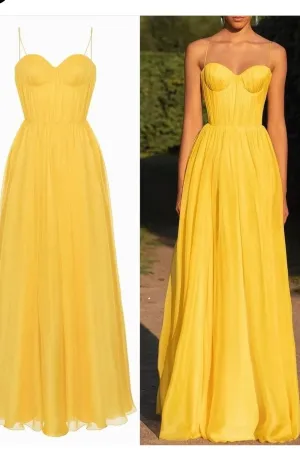 Floor-Length Yellow Prom Gown with Chiffon Skirt
