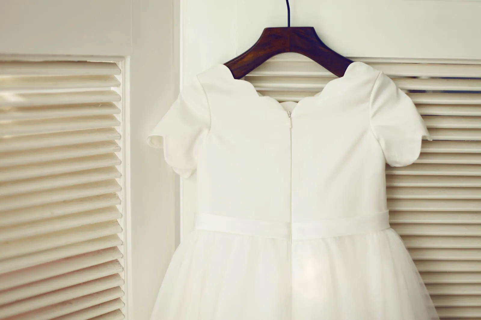 Ivory Satin Lace Tulle Short Sleeves Wedding Flower Girl Dress