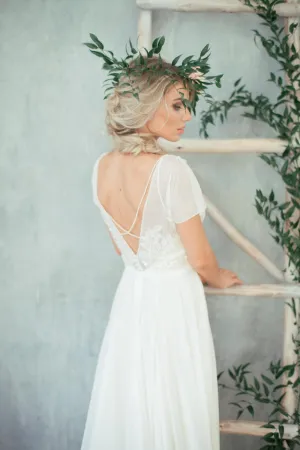 Jewel Neck Cap Sleeve A-Line Chiffon Wedding Dress With Beaded Bodice-ET_711552