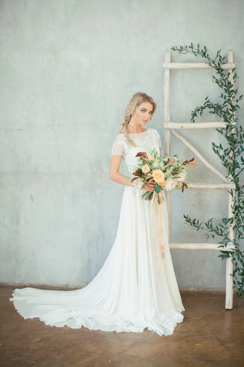 Jewel Neck Cap Sleeve A-Line Chiffon Wedding Dress With Beaded Bodice-ET_711552