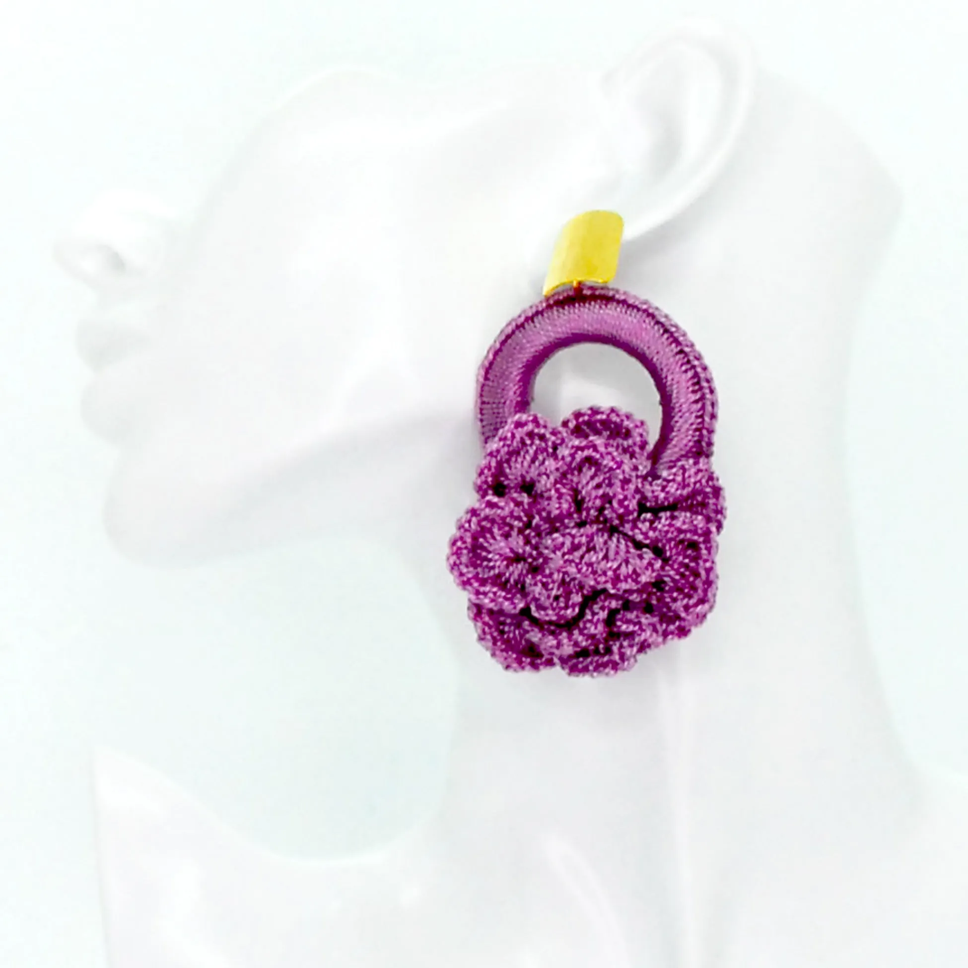Libia: Purple Crochet Rose 24K Gold