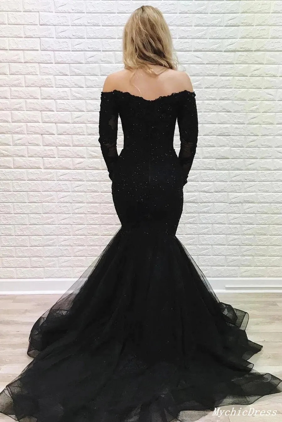 Mermaid Beaded Prom Dresses Black Lace Long Sleeves Formal Dress Off Shoulder