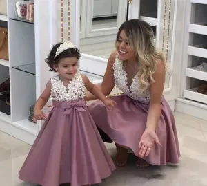 mother daughter matching dresses 2020 beaded lace appliqué dusty pink prom gown kids prom dress (price is for both mother and daughter dresses)