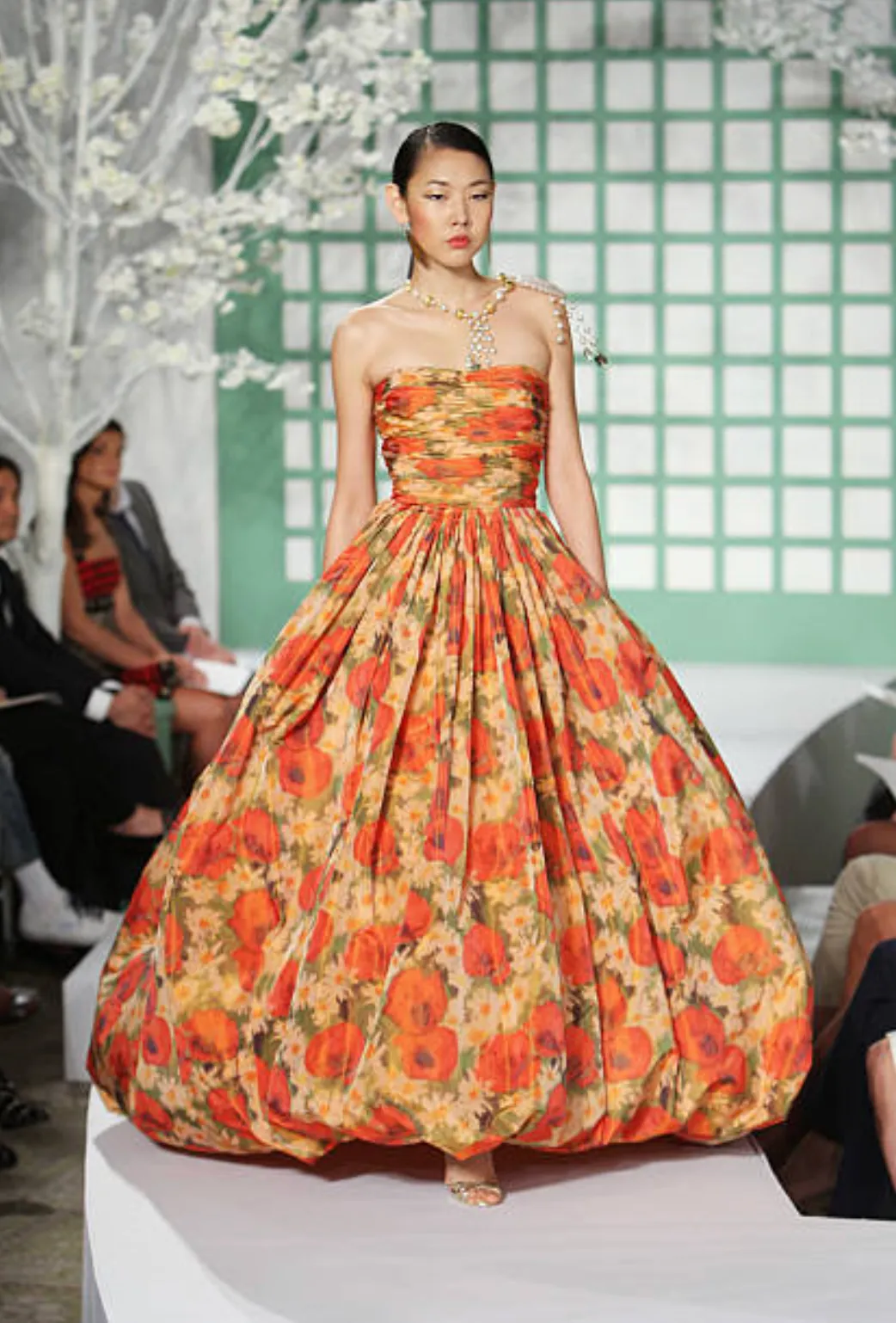 Resort 2009 Oscar de la Renta Runway Look 59 Strapless Coral Silk Dress w Full Bubble Hem Skirt