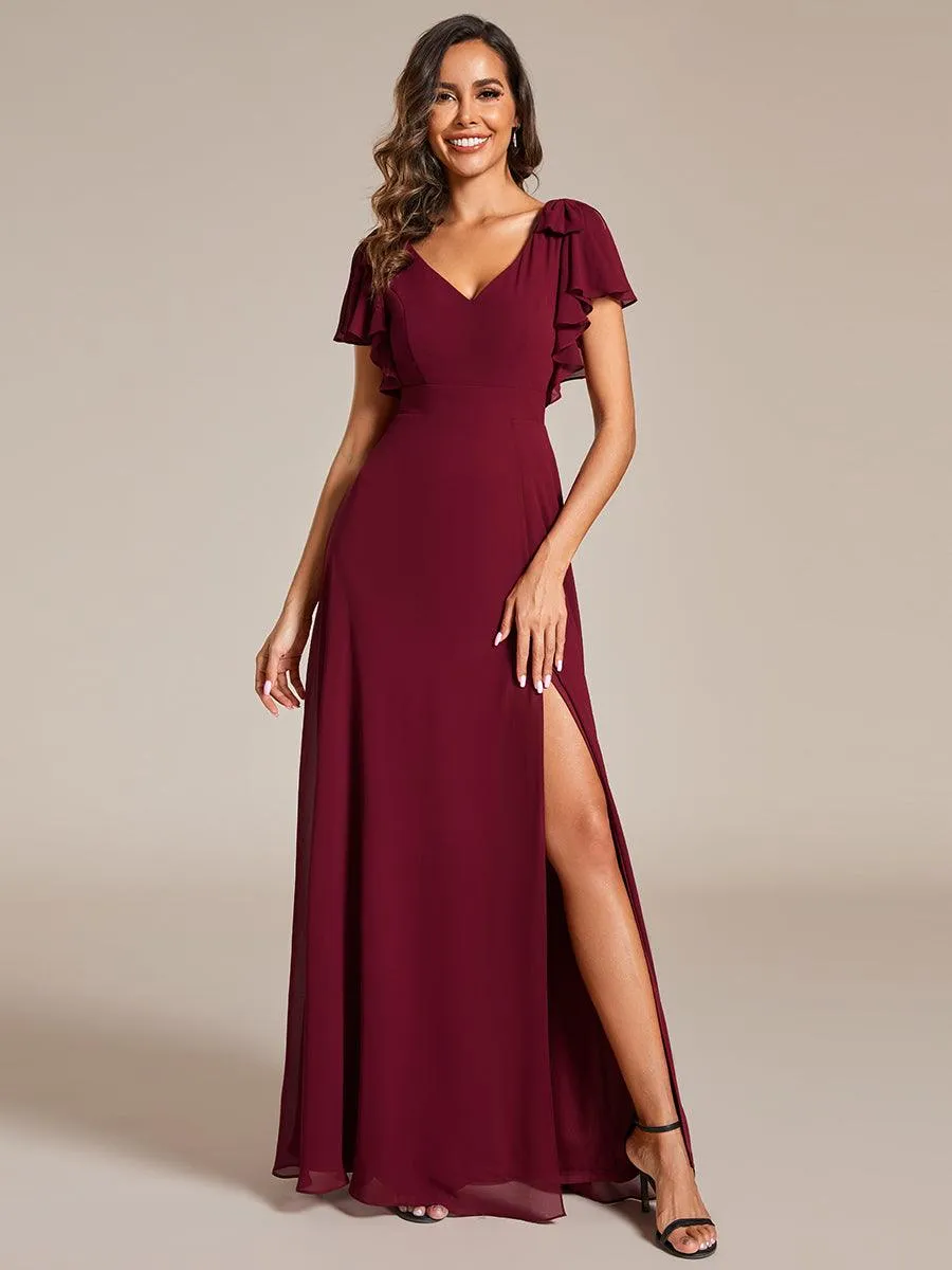 Robe de demoiselle d'honneur trapèze en mousseline à manches courtes avec nœud papillon et fente haute sur le devant