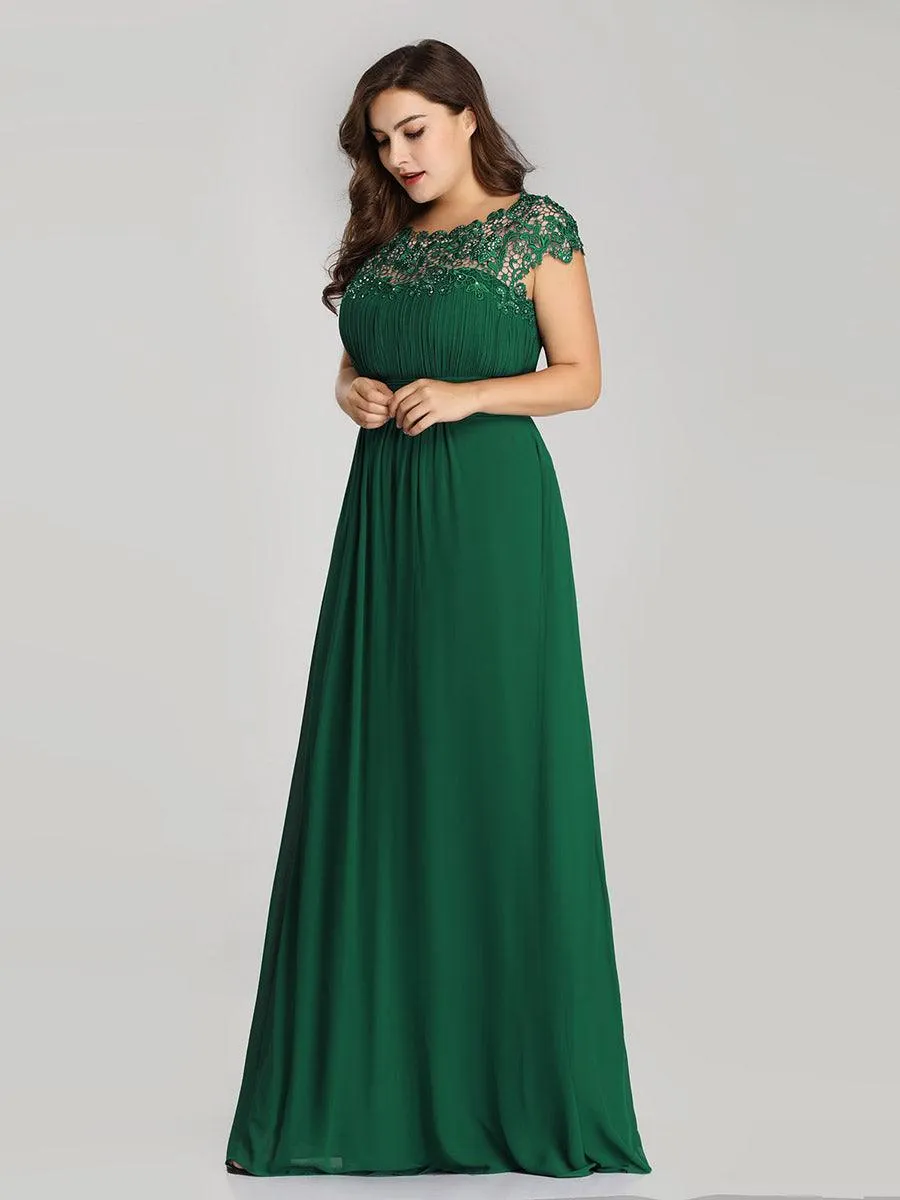 Robe de soirée élégante et flatteuse de grande taille