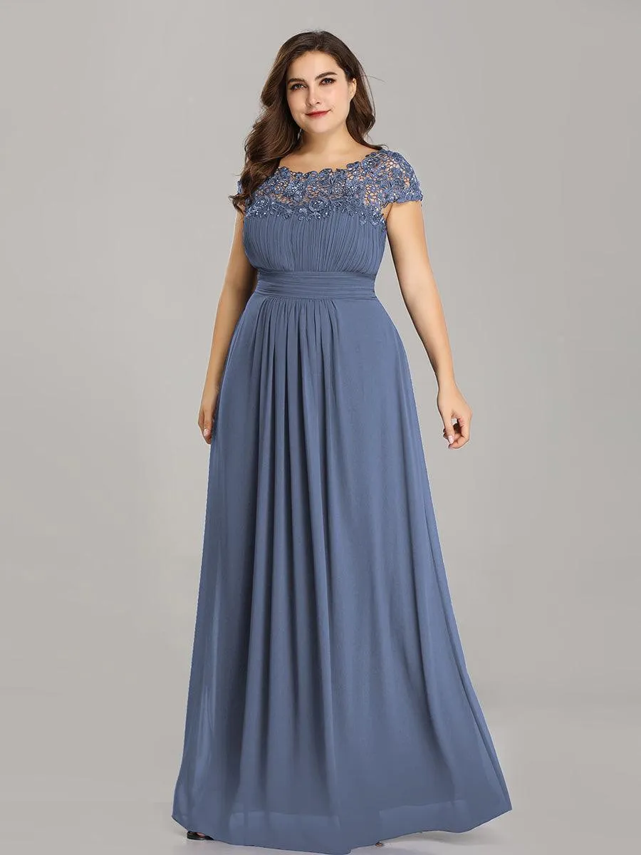 Robe de soirée élégante et flatteuse de grande taille
