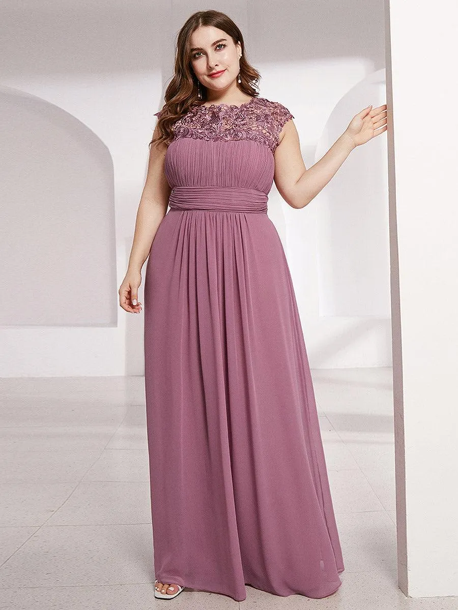 Robe de soirée élégante et flatteuse de grande taille