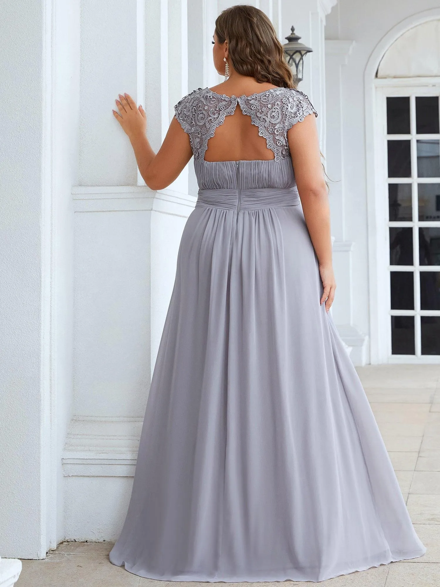 Robe de soirée élégante et flatteuse de grande taille
