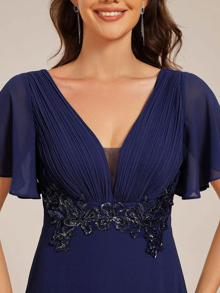 Robe de soirée longue plissée élégante à col en V profond