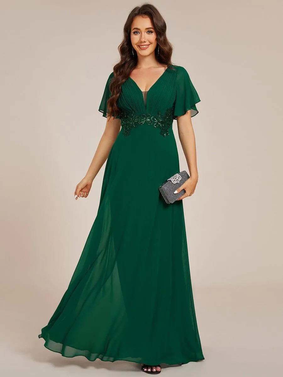 Robe de soirée longue plissée élégante à col en V profond