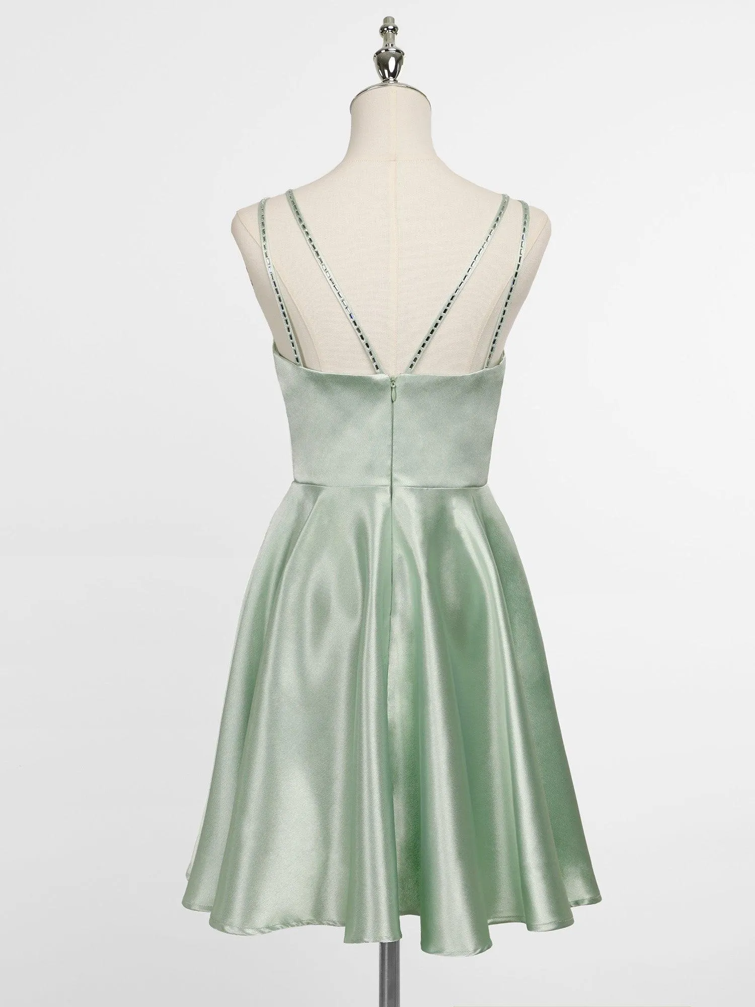 Robe de soirée trapèze en satin à double bretelles spaghetti et strass