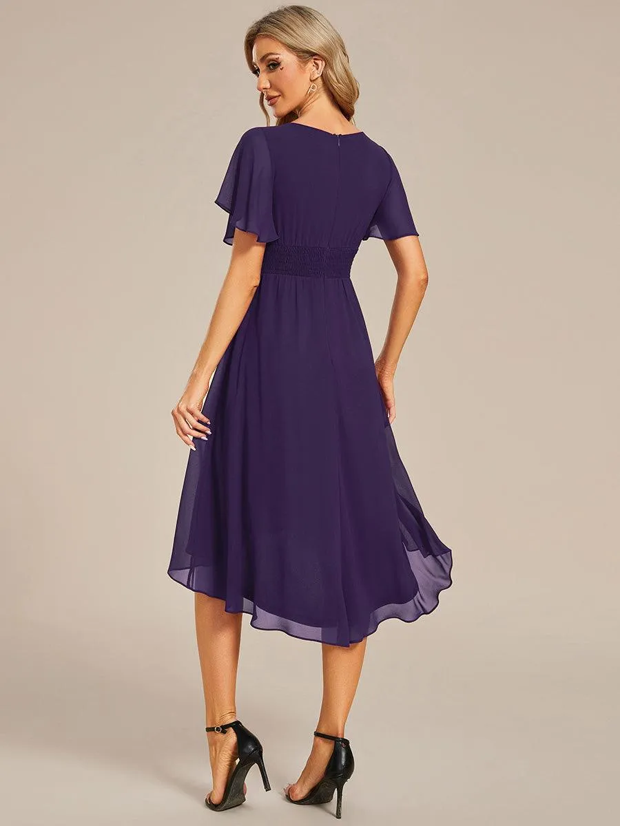 Robe d'invité de mariage trapèze en mousseline fluide à encolure ronde et longueur au genou