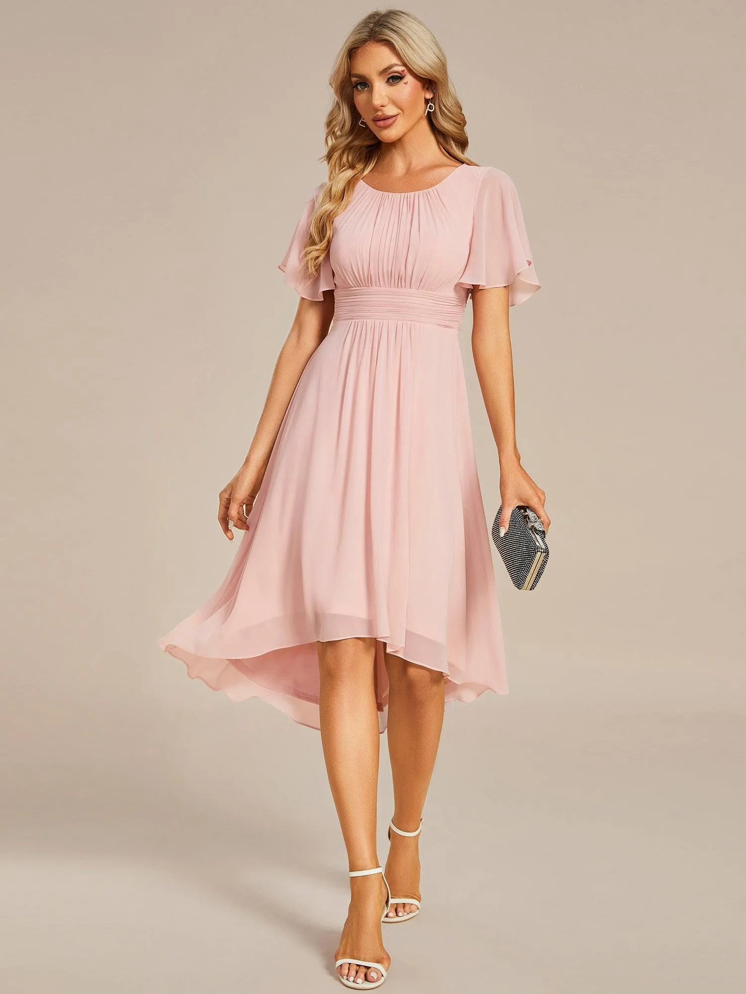 Robe d'invité de mariage trapèze en mousseline fluide à encolure ronde et longueur au genou