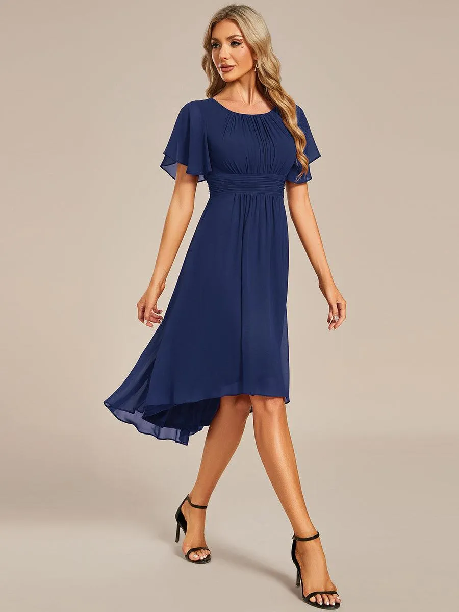 Robe d'invité de mariage trapèze en mousseline fluide à encolure ronde et longueur au genou