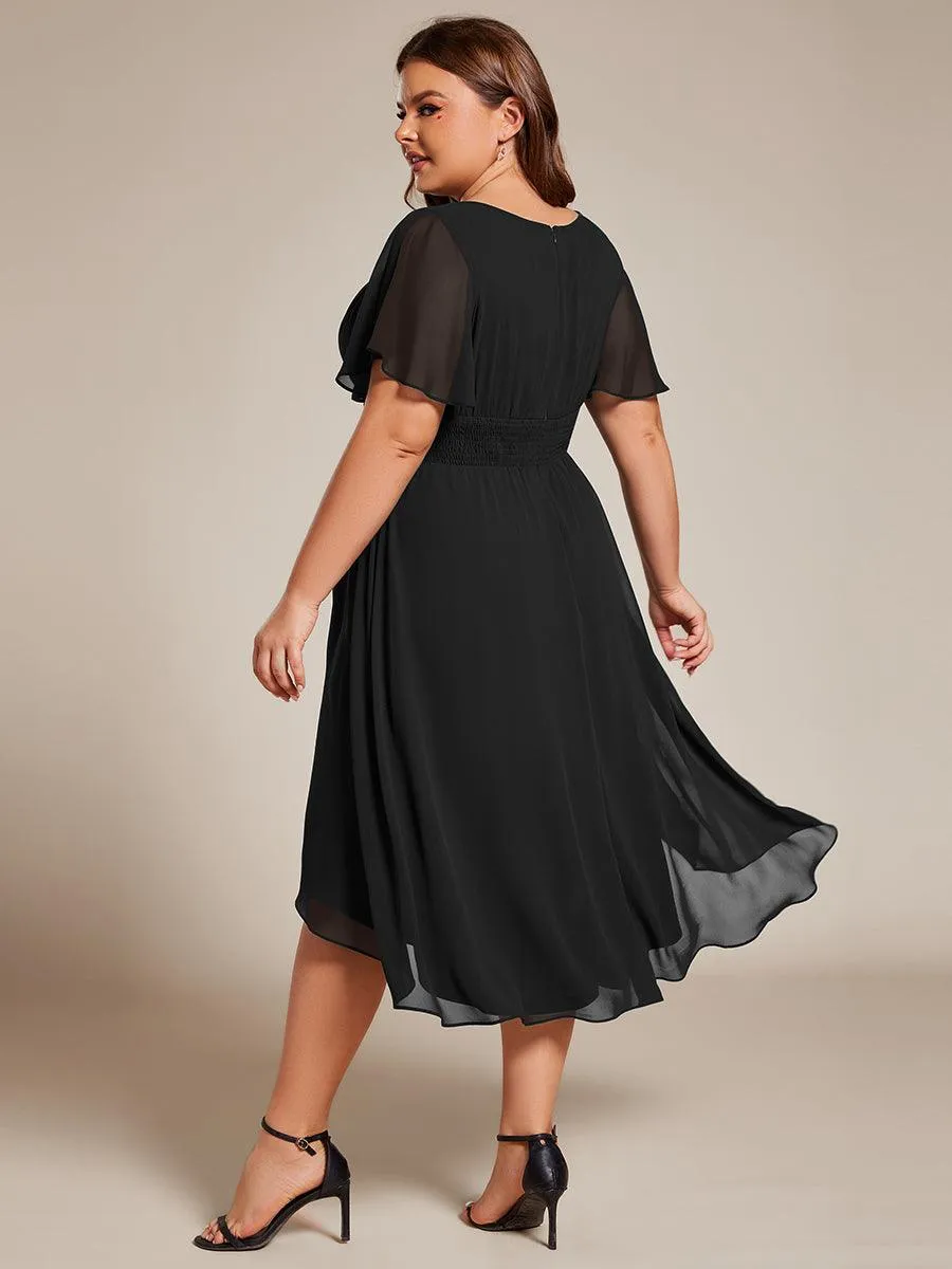 Robe d'invité de mariage trapèze en mousseline fluide à encolure ronde et longueur au genou