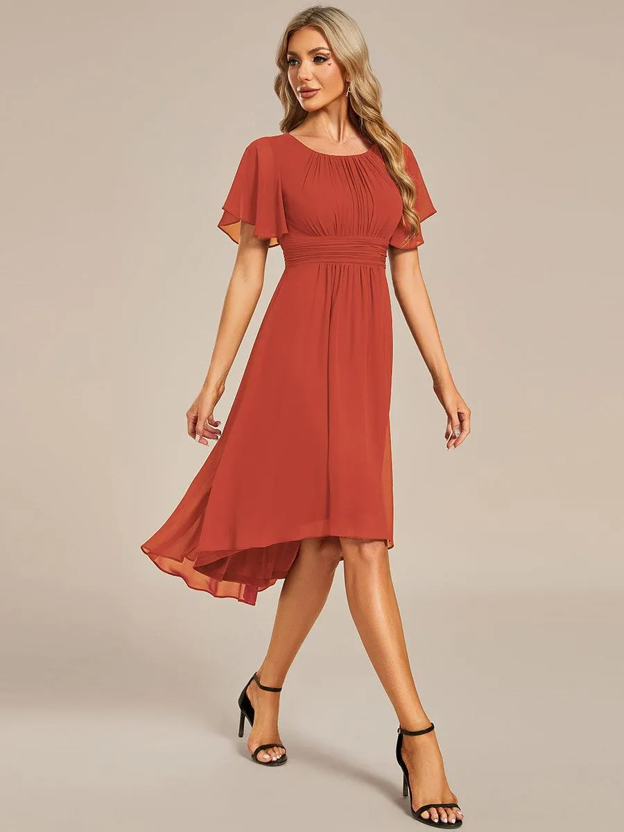 Robe d'invité de mariage trapèze en mousseline fluide à encolure ronde et longueur au genou