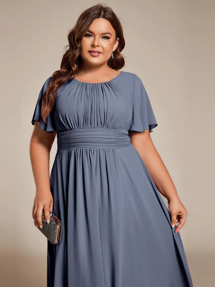 Robe d'invité de mariage trapèze en mousseline fluide à encolure ronde et longueur au genou