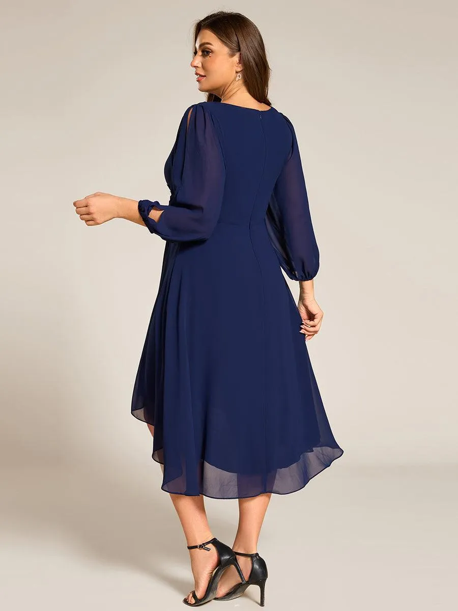 Robe d'invitée de mariage en mousseline à manches longues et col en V grande taille