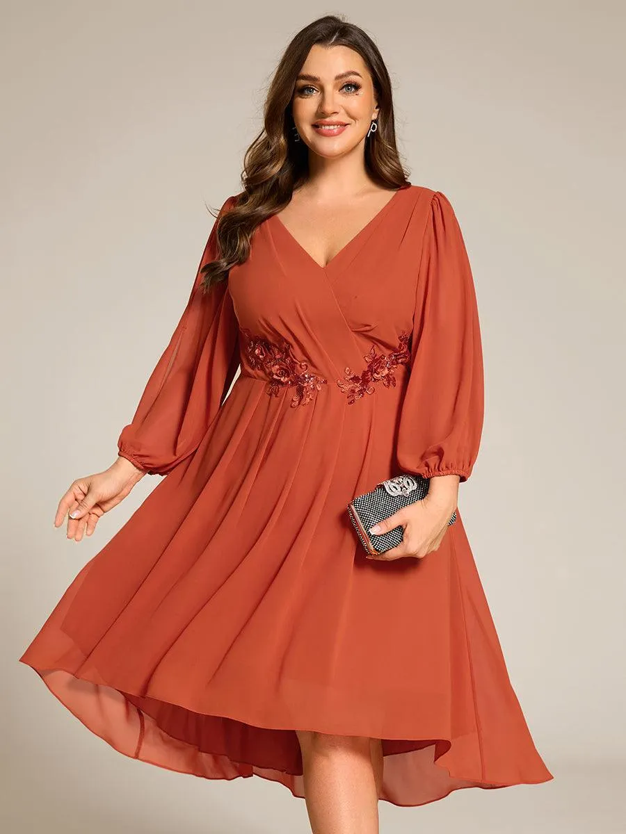 Robe d'invitée de mariage en mousseline à manches longues et col en V grande taille