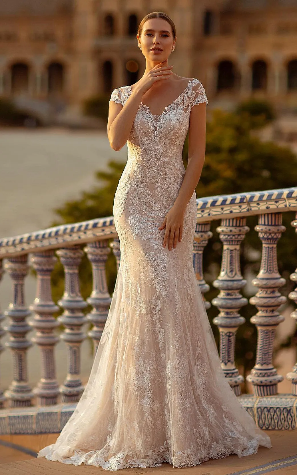 Sexy Mermaid Boho Lace Wedding Dress Ethereal Floral V-Neck Floor Length Bridal Gown with Appliques and Sweep Train