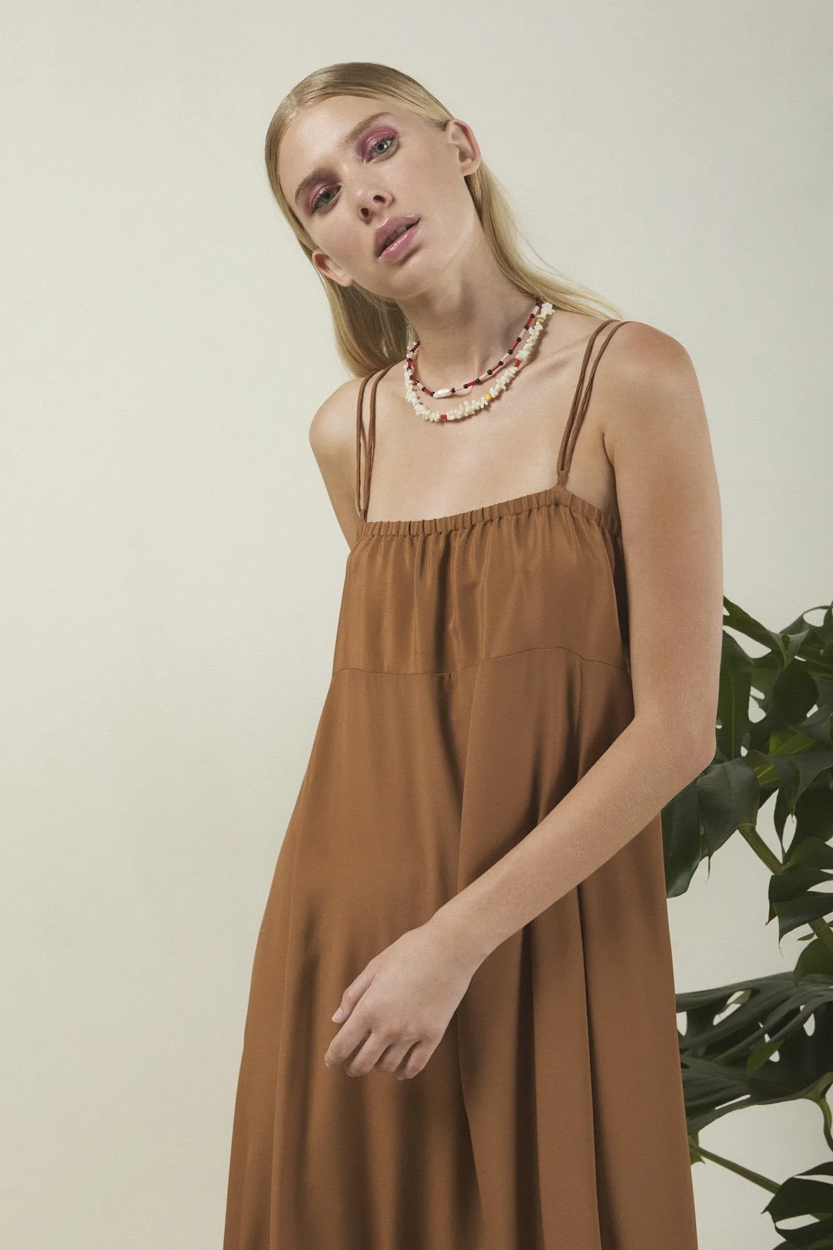 SILK BLEND LONG DRESS - CUOIO COLOR
