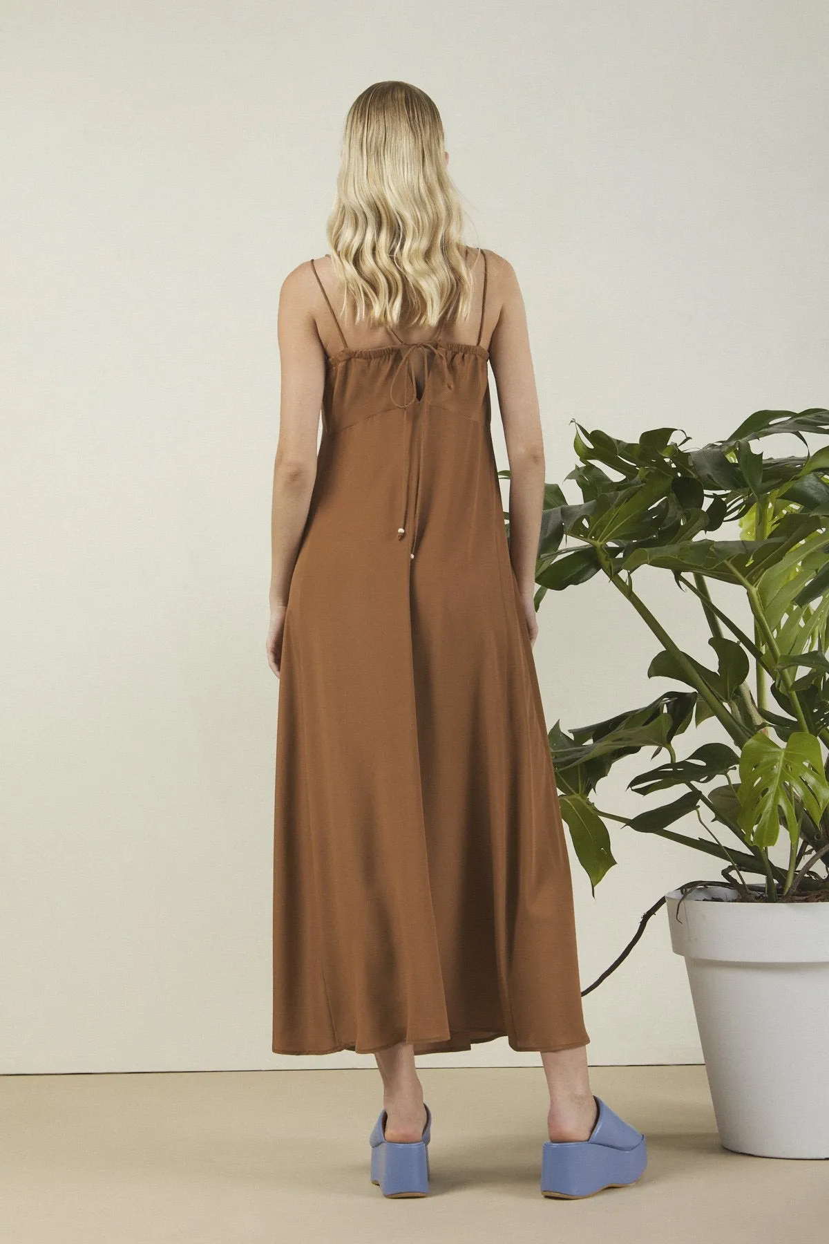 SILK BLEND LONG DRESS - CUOIO COLOR