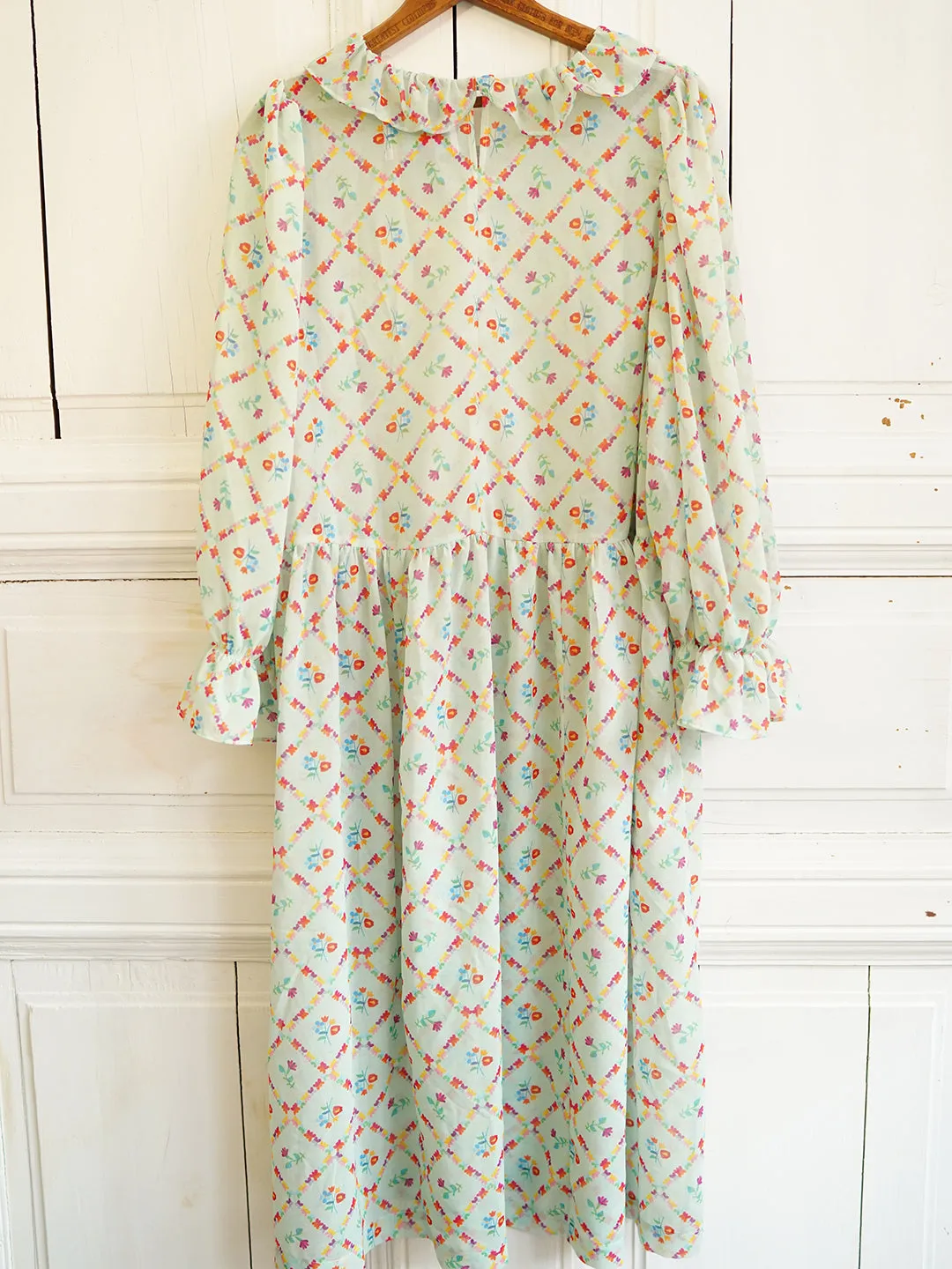 Unlogical Poem Flower Illustrated Print Chiffon Dress